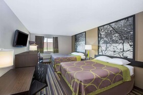 Super 8 by Wyndham Brookings