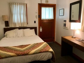 Chalet Motel