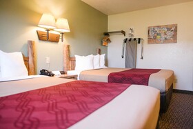 Econo Lodge Custer