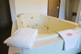 Econo Lodge Custer