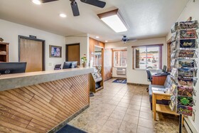 Econo Lodge Custer