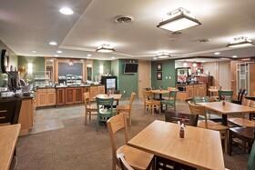 AmericInn by Wyndham Fort Pierre Conference Center