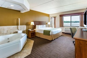 AmericInn by Wyndham Fort Pierre Conference Center
