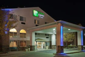 Holiday Inn Express Hotel & Suites Pierre - Fort Pierre