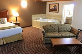 Holiday Inn Express Hotel & Suites Pierre - Fort Pierre