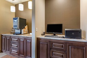 Comfort Inn & Suites Hill City