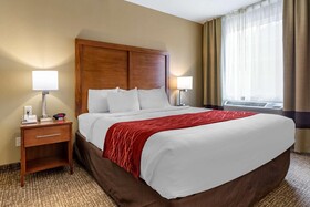 Comfort Inn & Suites Hill City