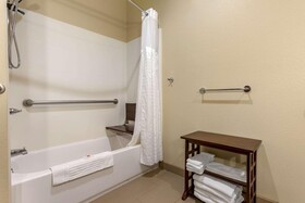 Comfort Inn & Suites Hill City