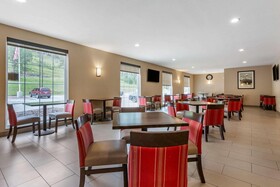 Comfort Inn & Suites Hill City