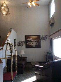 Baymont by Wyndham Hot Springs