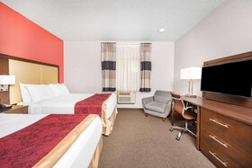 Ramada by Wyndham Keystone Near Mt Rushmore