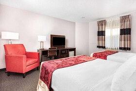 Ramada by Wyndham Keystone Near Mt Rushmore
