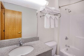 Ramada by Wyndham Keystone Near Mt Rushmore
