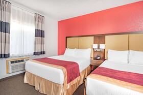 Ramada by Wyndham Keystone Near Mt Rushmore