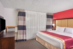 Ramada by Wyndham Keystone Near Mt Rushmore