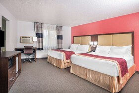Ramada by Wyndham Keystone Near Mt Rushmore