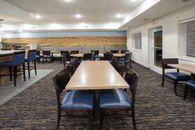 Grandstay Hotel and Suites