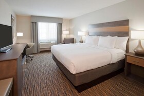 Grandstay Hotel and Suites