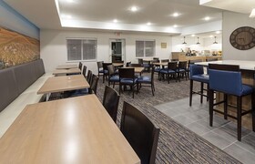 Grandstay Hotel and Suites