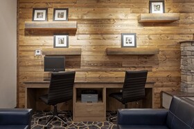 Grandstay Hotel and Suites