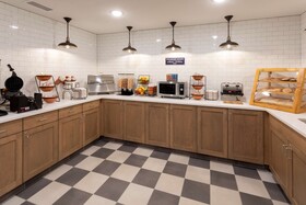 Grandstay Hotel and Suites
