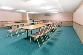 Super 8 by Wyndham Milbank SD