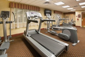 Holiday Inn Express Hotel & Suites Mitchell