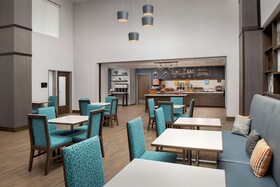 Hampton Inn & Suites Rapid City Rushmore