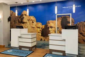 La Quinta Inn & Suites by Wyndham Rapid City