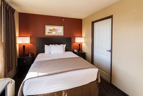 MainStay Suites