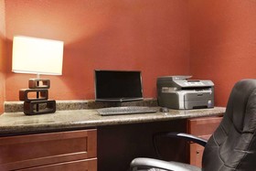 Baymont by Wyndham Sioux Falls Near West 41st Street