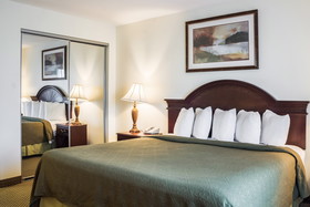 Quality Inn & Suites Airport North