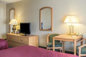 Quality Inn & Suites South