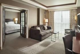 Sheraton Sioux Falls & Center
