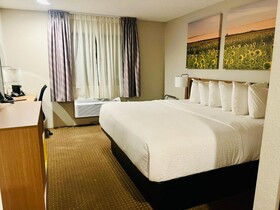Days Inn by Wyndham Wall