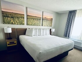 Days Inn by Wyndham Wall