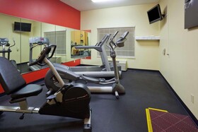 Country Inn & Suites by Radisson, Watertown, SD