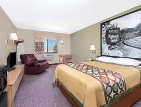 Super 8 by Wyndham Winner SD
