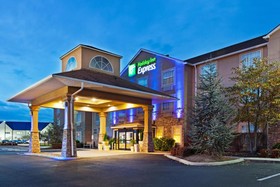 Holiday Inn Express & Suites Alcoa (Knoxville Airport)