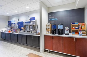 Holiday Inn Express & Suites Alcoa (Knoxville Airport)