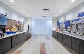 Holiday Inn Express & Suites Alcoa (Knoxville Airport)