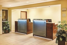 La Quinta Inn & Suites by Wyndham Knoxville Airport