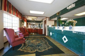 Rodeway Inn & Suites