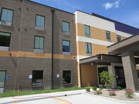 Sleep Inn & Suites