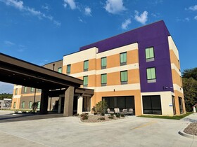 Sleep Inn & Suites