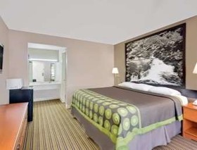 Super 8 by Wyndham Athens