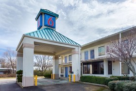 Motel 6 Brownsville - Bells