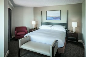 Hilton Suites Brentwood