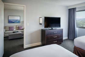 Hilton Suites Brentwood