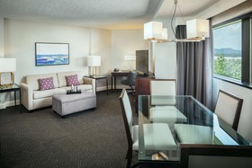 Hilton Suites Brentwood